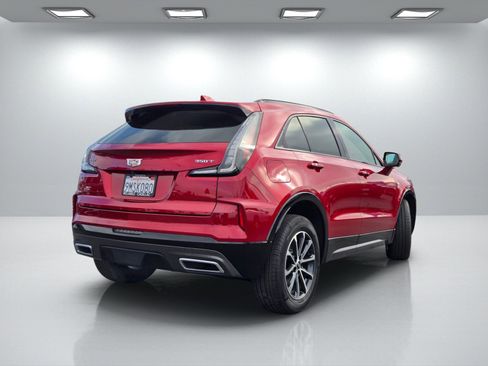 Used 2025 Cadillac XT4 Sport image 4