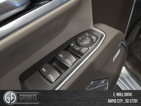 New 2026 GMC Sierra 2500 SLT w/ SLT Premium Package AWD/4WD image 12