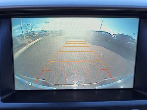 Used 2016 GMC Canyon SLE image 12