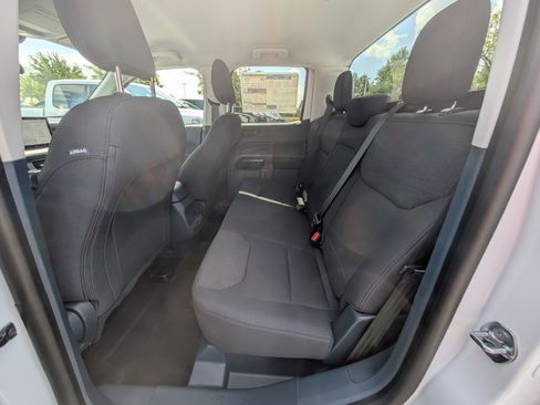 New 2026 Ford Maverick XL FWD image 9