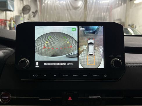 Used 2023 Mitsubishi Outlander SE Black Edition image 13