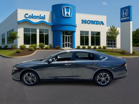 Used 2024 Honda Accord EX image 3