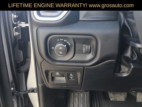 Used 2025 RAM 1500 Big Horn AWD/4WD image 17