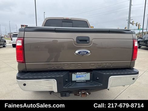 Used 2015 Ford F250 Lariat w/ Chrome Package image 18
