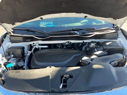 Certified 2024 Honda Odyssey Elite image 16