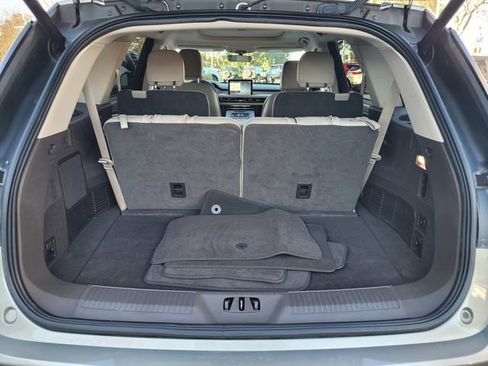 Certified 2023 Lincoln Aviator AWD w/ Premium Package image 27