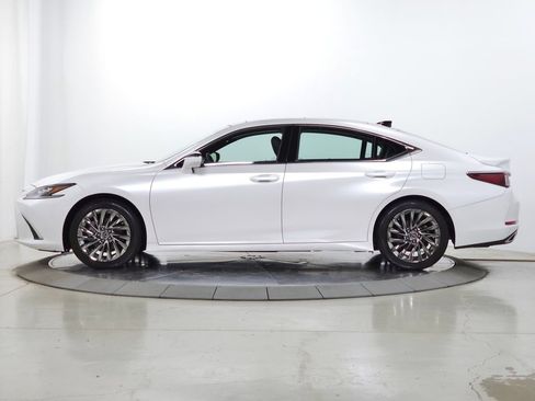 Used 2024 Lexus ES 350 Ultra Luxury FWD image 4
