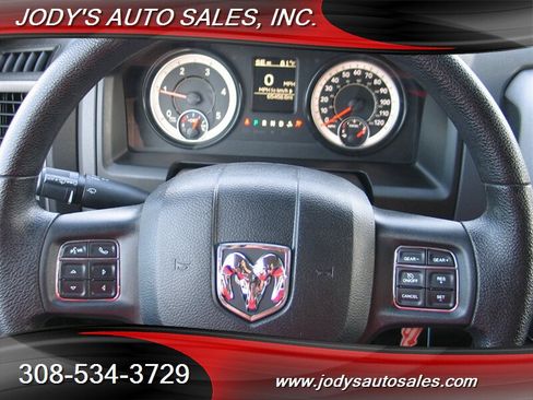 Used 2017 RAM 1500 Tradesman w/ Cold Weather Group AWD/4WD image 12