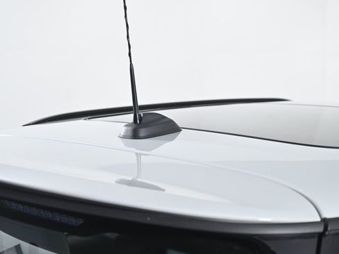 Certified 2025 MINI Cooper S image 8