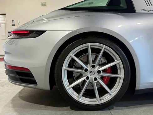 Used 2021 Porsche 911 AWD/4WD image 21