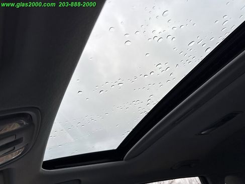 Used 2022 Kia Niro Touring Special Edition image 12