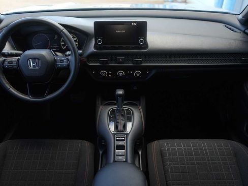 Used 2024 Honda HR-V Sport image 10