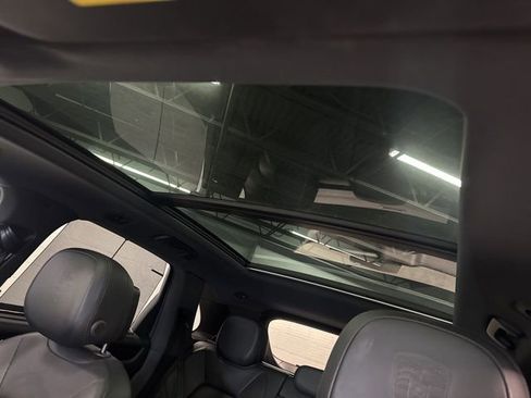 Used 2019 Porsche Cayenne S image 13