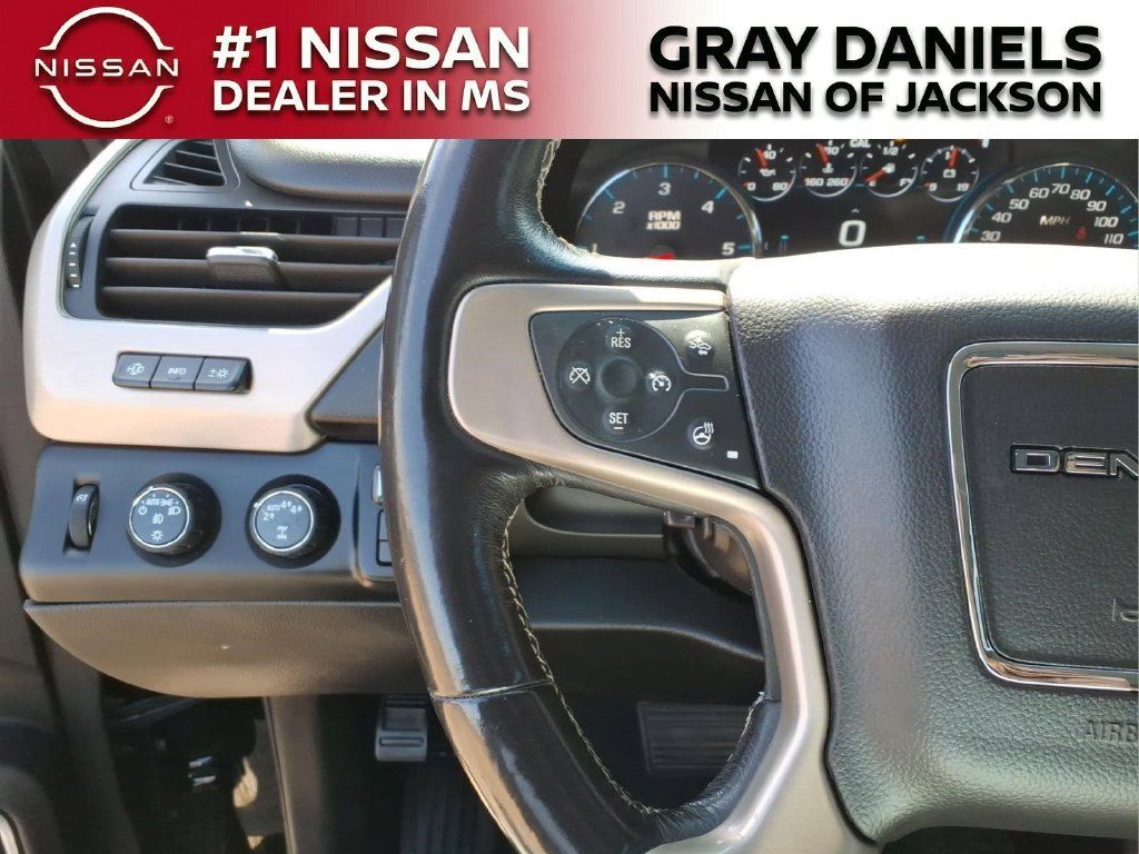 Used 2018 GMC Yukon Denali AWD/4WD image 14