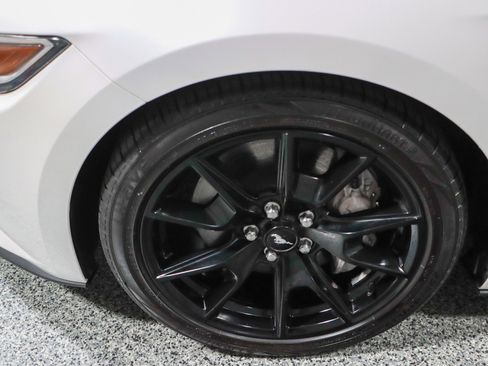 Used 2017 Ford Mustang GT Premium w/ Equipment Group 401A image 11