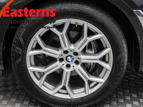 Used 2022 BMW X7 xDrive40i w/ Premium Package image 30