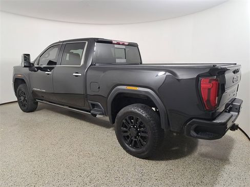 Used 2022 GMC Sierra 2500 Denali w/ Denali Black Diamond Edition image 7