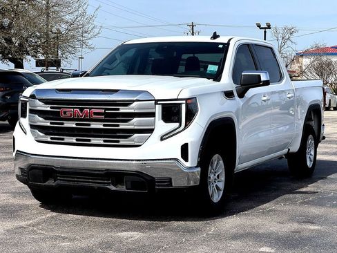 Used 2024 GMC Sierra 1500 SLE image 4