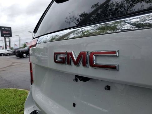 New 2026 GMC Yukon Elevation RWD image 7