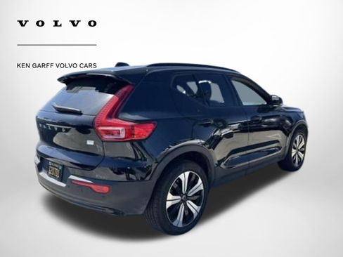 Used 2023 Volvo XC40 Recharge Plus AWD/4WD image 6