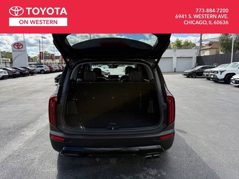 Used 2022 Kia Telluride EX w/ EX Premium Package image 34