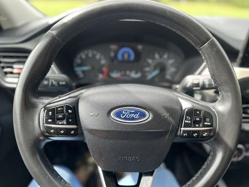 Used 2021 Ford Escape SE w/ Convenience Package FWD image 13