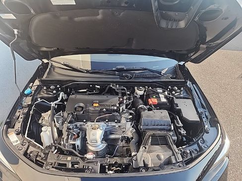 Used 2024 Honda Civic Sport image 5