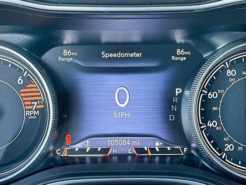 Used 2019 Jeep Cherokee Limited image 8