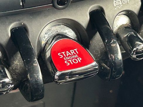 Used 2020 MINI Cooper S image 51