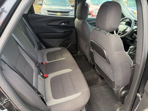 Used 2021 Chevrolet TrailBlazer LT w/ Convenience Package image 22