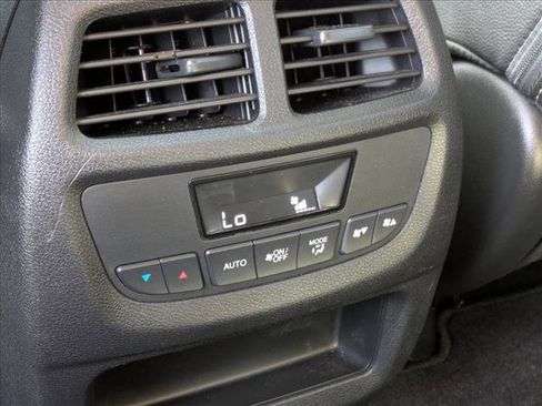 Used 2017 Honda Pilot EX-L image 17