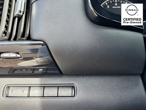 Certified 2024 Nissan Pathfinder SV image 29