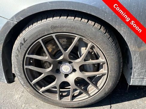 Used 2017 Mercedes-Benz E 300 4MATIC image 10