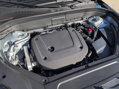 New 2026 Volvo XC90 B6 Plus image 28
