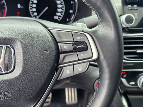 Used 2022 Honda Accord Sport image 19
