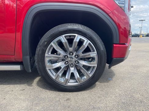 Used 2024 GMC Sierra 1500 Denali w/ Denali Reserve Package AWD/4WD image 16