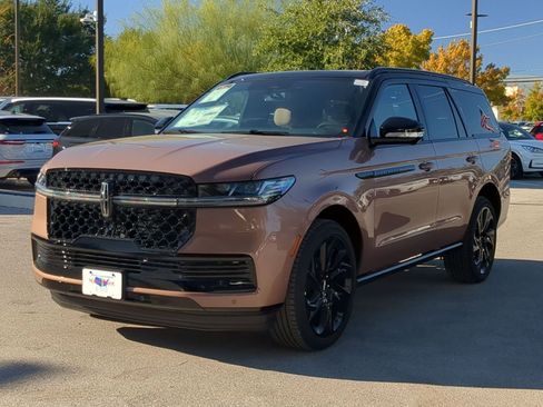 New 2025 Lincoln Navigator Black Label image 7