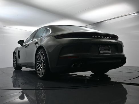 Used 2025 Porsche Panamera 4S image 48