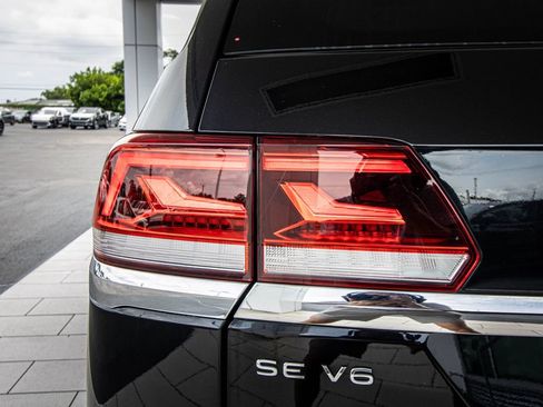 Certified 2023 Volkswagen Atlas SE FWD image 13