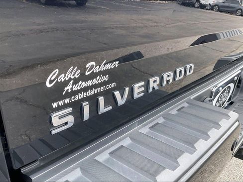 Used 2016 Chevrolet Silverado 1500 LTZ Z71 w/ LTZ Plus Package AWD/4WD image 33