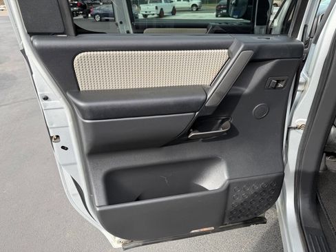 Used 2008 Nissan Titan PRO-4X image 19