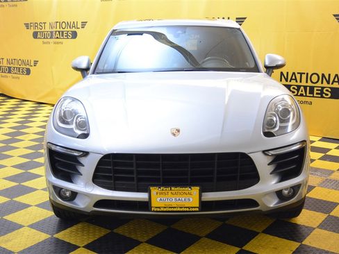 Used 2018 Porsche Macan image 4