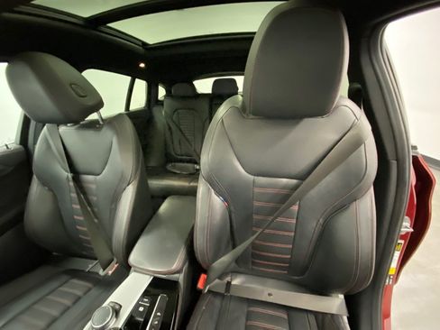 Used 2019 BMW X4 M40i image 24