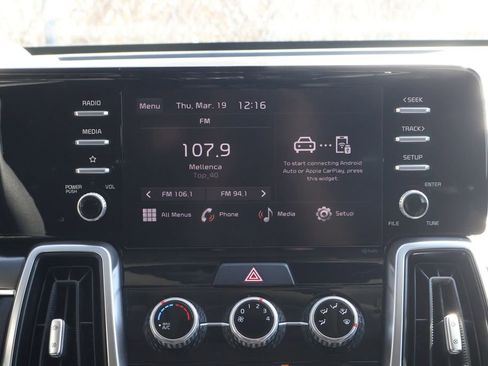 Used 2022 Kia Sorento LX image 15