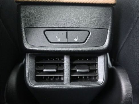 Used 2025 Chevrolet Equinox ACTIV w/ Safety and Technology Package image 22