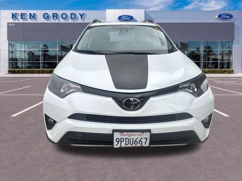 Used 2018 Toyota RAV4 Adventure AWD/4WD image 3