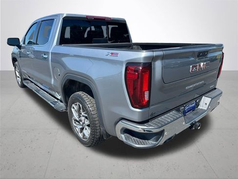 Used 2023 GMC Sierra 1500 SLT w/ SLT Premium Plus Package AWD/4WD image 9