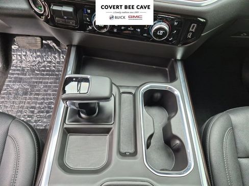 Used 2025 GMC Sierra 1500 SLT image 41