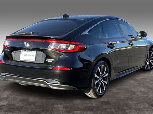 Used 2024 Honda Civic EX-L image 2