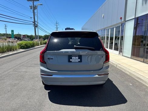 Certified 2025 Volvo XC90 B6 Plus AWD/4WD image 4